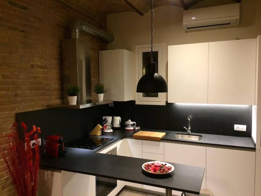 Lovely & Bright Vila Olimpica Beach Apartment Barselona Dış mekan fotoğraf